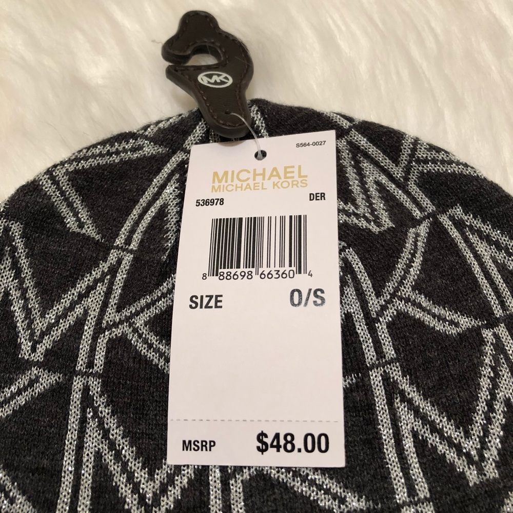 NWT MICHAEL Michael Kors Metallic Silver & Grey Foldover Beanie Hat - Picture 3 of 5
